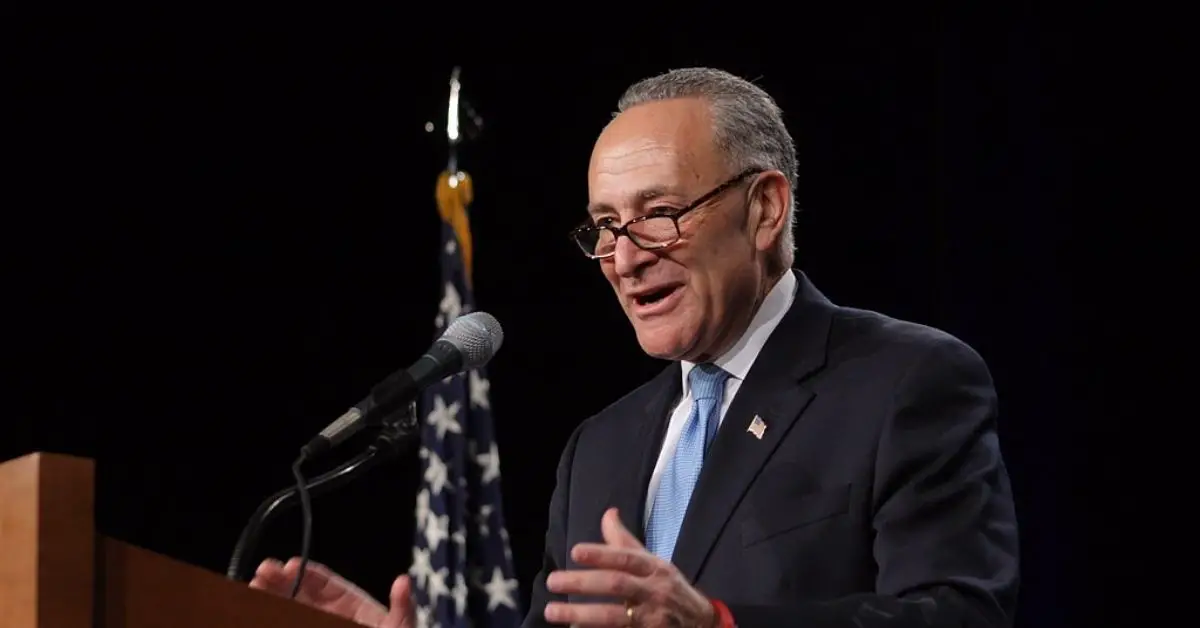 Senator Chuck Schumer Bio and Wiki - ContactSenators